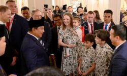 Presiden Prabowo Disambut Diaspora Indonesia di St. Petersburg