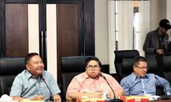 Ekti Minta Pemerintah Percepat Pembangunan SMAN/SMKN di Balikpapan dan Mahulu