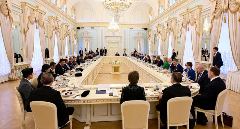 Indonesia Undang Rusia Garap Proyek Migas