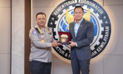 Pemerintah dan Polri Perkuat Penertiban Kendaraan ODOL