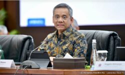 Guru Kini Terima Tunjangan Langsung dari APBN