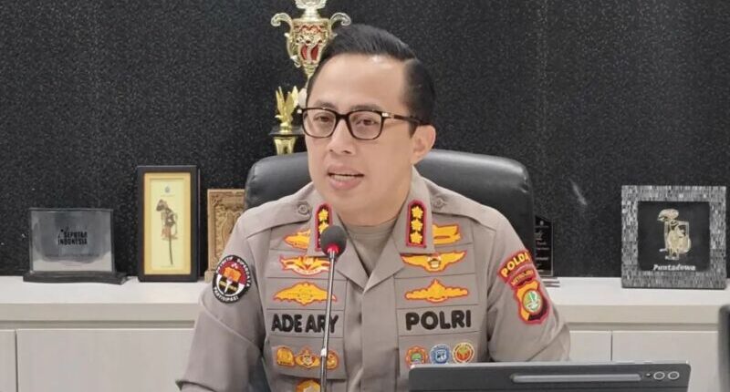 Peras Pengunjung Hotel, Sembilan Wartawan Gadungan Ditangkap
