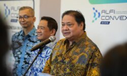 Tantangan Utama Tingkatkan Kinerja Perdagangan Terkait Biaya Logistik