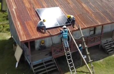 PLN Terangi 29 Sekolah Terpencil di Kaltim – Kaltara dengan SuperSUN