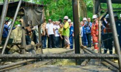 Menteri ESDM Tinjau Sumur Minyak Tua di Blora