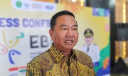 Wakil Ketua DPRD Kaltim Ekti Imanuel: “Saya Sudah Dekat dengan Media Sejak Muda hingga Sekarang”