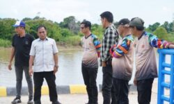 Kunjungi Wilayah Pedalaman, Bupati Irwan Sampaikan Keinginan Perkuat Infrastruktur dan Literasi