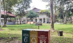 Kampus SMAN 10 di HAM Riffadin Lebih Sejuk dan Representatif Dibandingkan Education Center