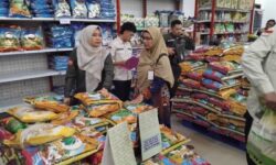 Yova Mart Perketat Pemeriksaan Kualitas Beras