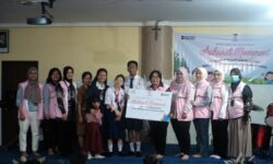 Srikandi PLN UID Kaltimra Hadirkan Cahaya Kasih di Sekolah Khusus Santo Fransiskus Asisi