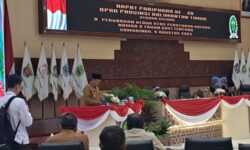 Pemprov Kaltim Setujui Perubahan 2 Ranperda Strategis, Perkuat Kinerja BUMD dan UMKM