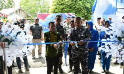 Karya Bakti Sosial dan Kesehatan TNI AL di Perbatasan Nunukan Bukti TNI Buat Rakyat