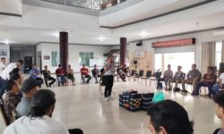 Pemprov Kaltim Cetak Calon Pengusaha Cukur Profesional