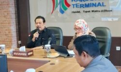 Jalan Poros Kariangau Rusak Parah, DPRD Kaltim Dorong Penanganan Darurat
