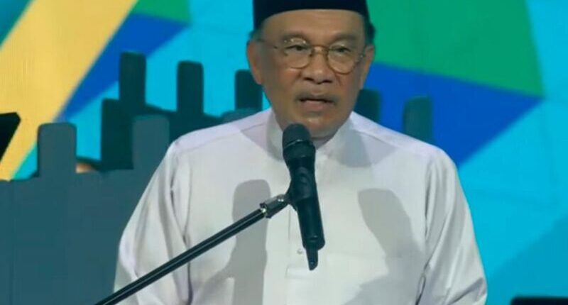 Perdana Meteri Malaysia Anwar Ibrahim Buka MTHA Antar Bangsa ke-65