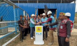 Terang Menyapa Perbatasan, PLN Nyalakan Listrik di 10 Desa Pedalaman Kaltara