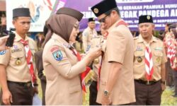Bupati Nunukan Terima Penghargaan Lencana Pancawarsa I