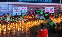 Aksi Seribu Lilin Ojol Samarinda Buat Affan Kurniawan dan Rusdamdiansyah