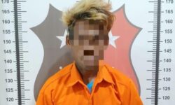 Mabuk Tuak, Bojes Tikam Teman Sendiri