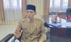 400 Siswa SMAN 3 Samarinda Menanti Seragam Gratispol