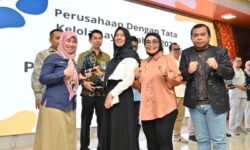 PLN UP3 Bontang Raih Predikat Penghargaan Tata Kelola Layak 2025