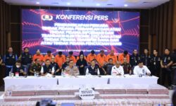 Polri Tangkap 9 Tersangka Pembobol Rekening Dormant Senilai Rp204 Miliar