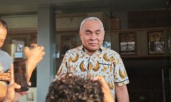 Kejati Kaltim Periksa Isran Noor sebagai Saksi dalam Perkara Korupsi Aset PT KTE