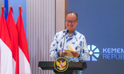 Pelindungan dan Pemberdayaan Pekerja Migran Sektor Industri