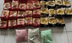 Polri: Tiga Pengedar Sabu dan Ekstasi Jaringan Pekanbaru-Jakarta Berhasil Ditangkap