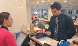 Pertama di Kalimantan, QRIS TAP Sudah Bisa Digunakan di Mall Samarinda