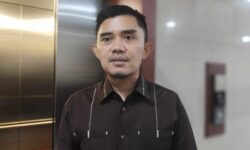 Demi Pelayanan Humanis, Andi Satya Minta Pembinaan Komunikasi Nakes di Kaltim Diperkuat