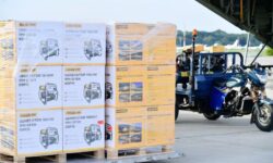 Presiden Instruksikan Mobilisasi Penuh Unsur Pemerintah Tangani Bencana di Sumatera