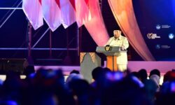 Prabowo Pastikan Negara Hadir untuk Korban Bencana 