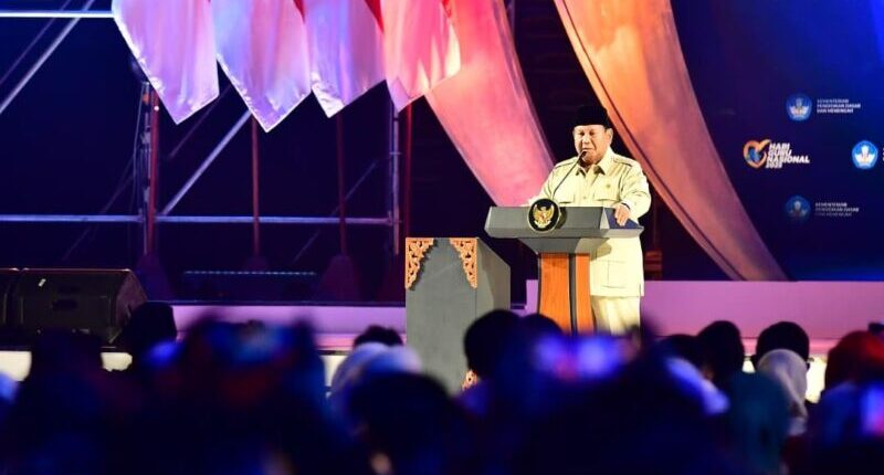 Prabowo Pastikan Negara Hadir untuk Korban Bencana 