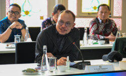 Komisi XI Dorong OJK Percepat Realisasi Program Hapus Tagih UMKM