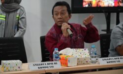 Tifatul Sembiring Bicara Dampak Domino Banjir Impor