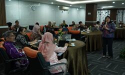 Dua Widyaiswara BPSDM Kaltim Perdalam Marketing Sektor Publik Di LAN Jakarta