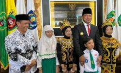 Kuliahkan Anak Pedalaman Jadi Guru, Gubernur: Solusi Kaltim Atasi Ketimpangan