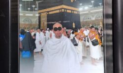 Niat dan Azzam Mengantarkan Siswandi ke Tanah Suci Lewat Program Gaspol