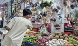 Lonjakan Permintaan dan Cuaca Ekstrem Berisiko Dorong Inflasi Desember