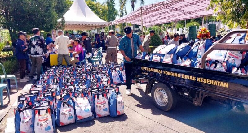 Salurkan Bansos Paket Sembako, Bupati Nunukan Minta DSP3A Evaluasi Data DTSEN