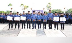 Bupati Nunukan Serahkan 2.512 SK Pengangkatan PPPK Paruh Waktu