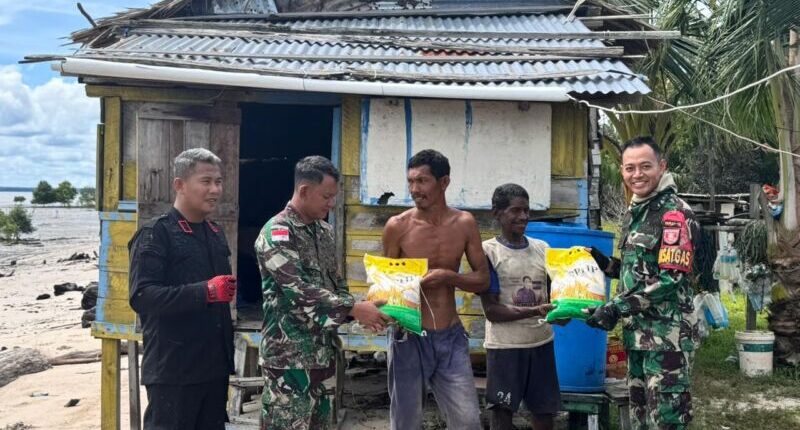 Lapas Nunukan Bersama TNI AD Bakti Sosial dan Bagikan Sembako ke Masyarakat Pedalaman