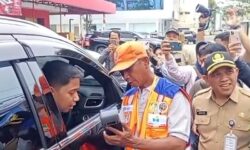Transaksi Digital Parkir Jalanan Mulai Diuji Coba di Balikpapan Permai