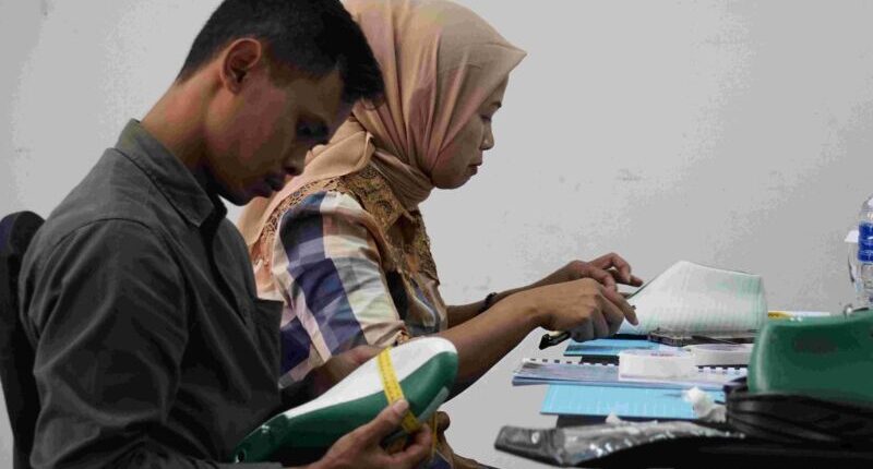 Pulihkan Daya Saing Sentra IKM Alas Kaki