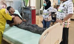 Irwan Sabri Fasilitasi Udin Berobat ke RSUD Nunukan