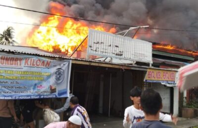 Rumah 2 Lantai di Jalan Rimba Nunukan Hangus Terbakar
