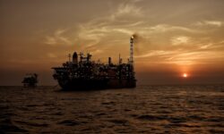 Minyak Dunia Oversupply, Tekan ICP Desember 2025 ke Level USD61,10 per Barel