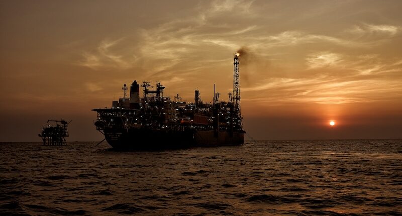 Minyak Dunia Oversupply, Tekan ICP Desember 2025 ke Level USD61,10 per Barel