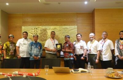 Gubernur Kaltara Minta AirAsia Buka Rute Penerbangan Tarakan – Tawau